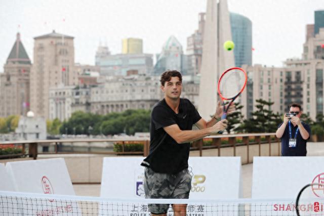 他均能保持 他均能保持