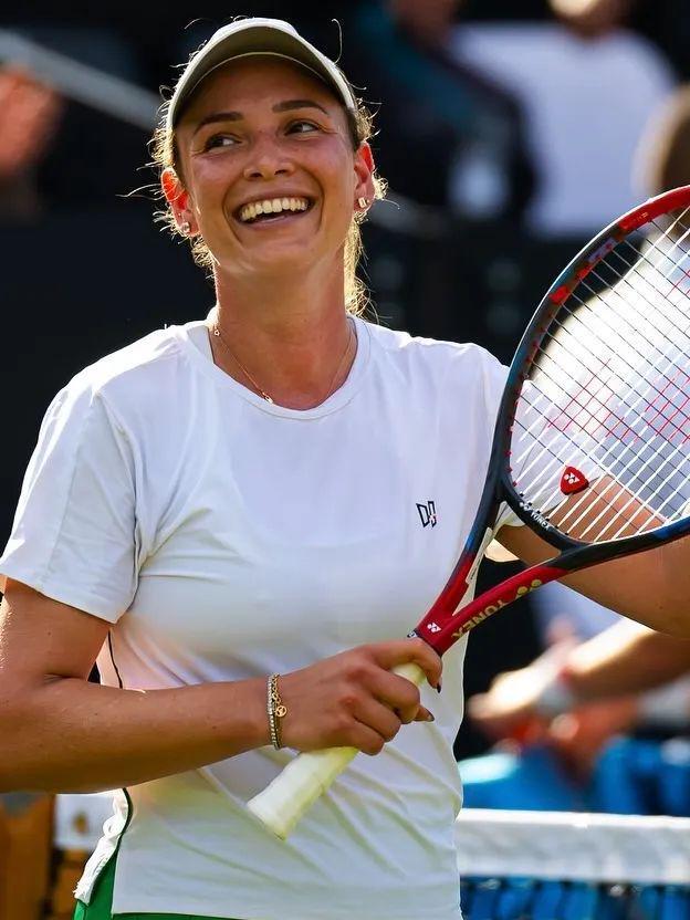 上再创佳绩 上再创佳绩