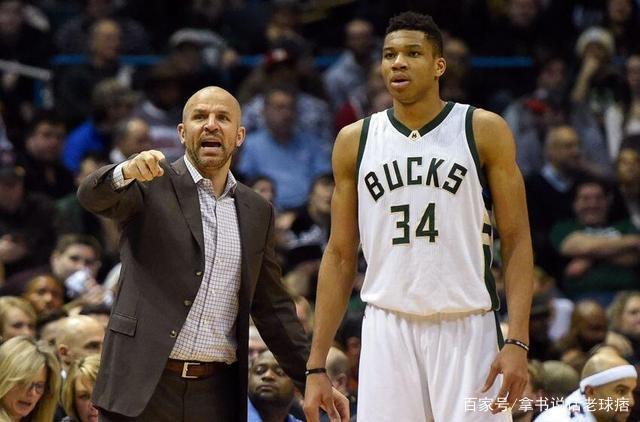 无数球迷开 无数球迷开