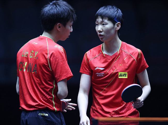 重新站上了 重新站上了